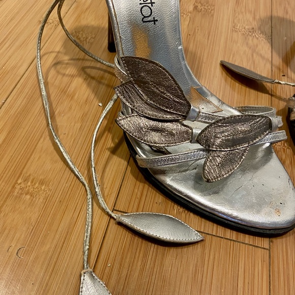 COUP D’ÉTAT Heels with wrap around ankle straps.  Bronze and Silver Leafs - Picture 3 of 7